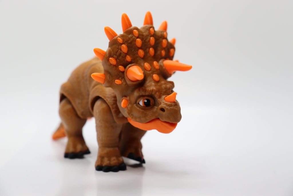 Triceratops Dino Figur – Beweglicher Dinosaurier – 3D Druck Spielzeug – Swiss Made