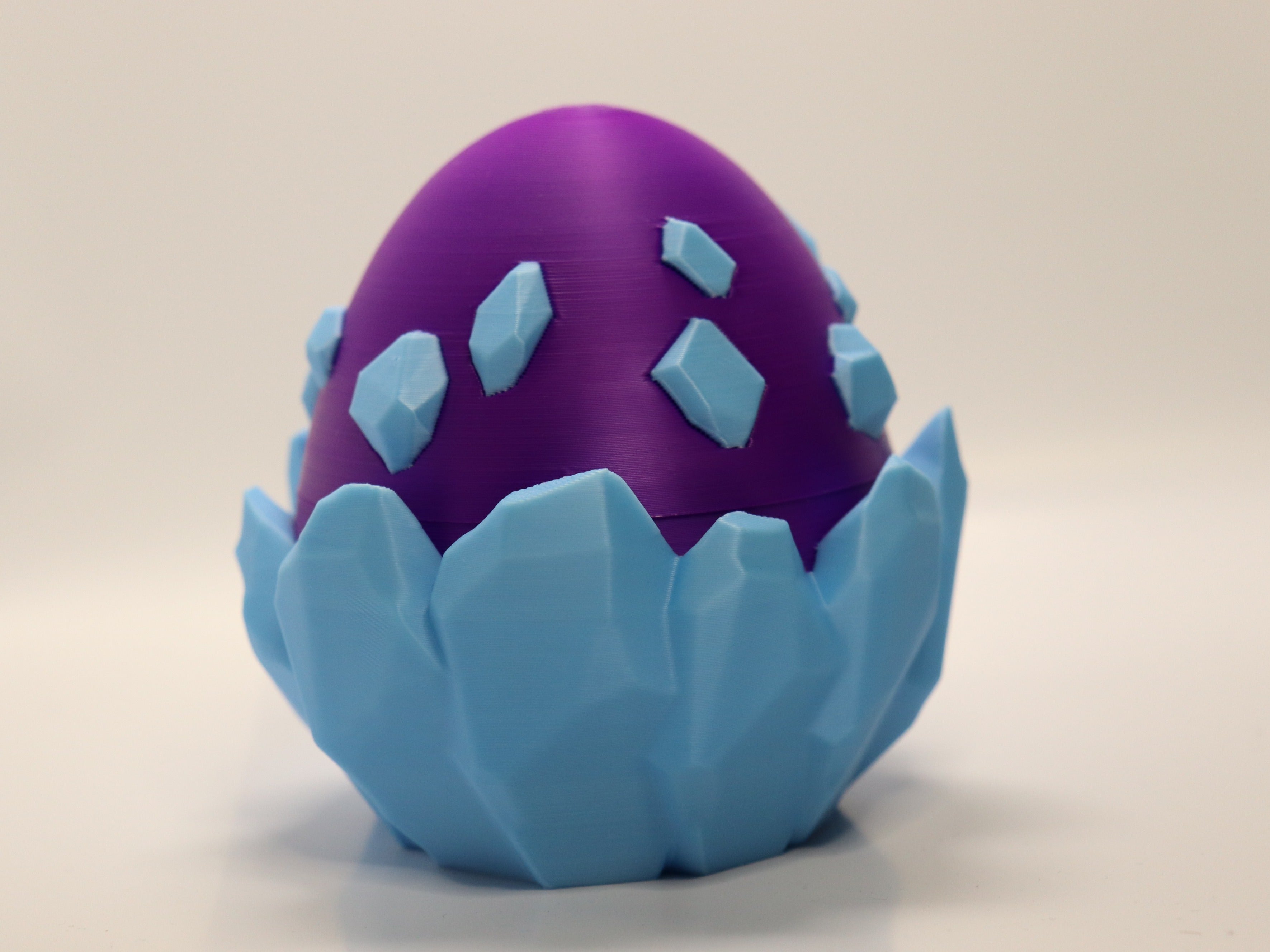 ProtoDrache Eisjuwel mit Ei – Beweglicher 3D Drache – Spielzeug – Swiss Made