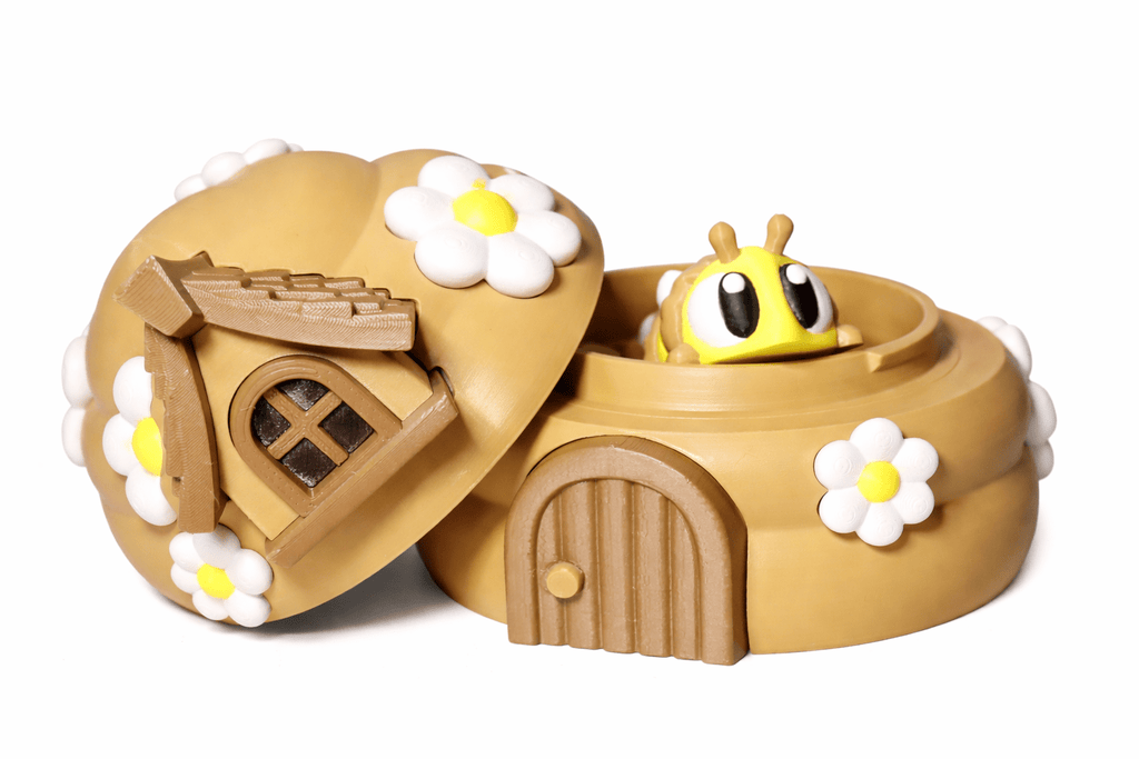 Bienenhaus Spielset aus dem 3D - Druck – mit detailreichem Bienenhaus und 4 Bienen für eine lebendige Spielszene. - Protoplot3D