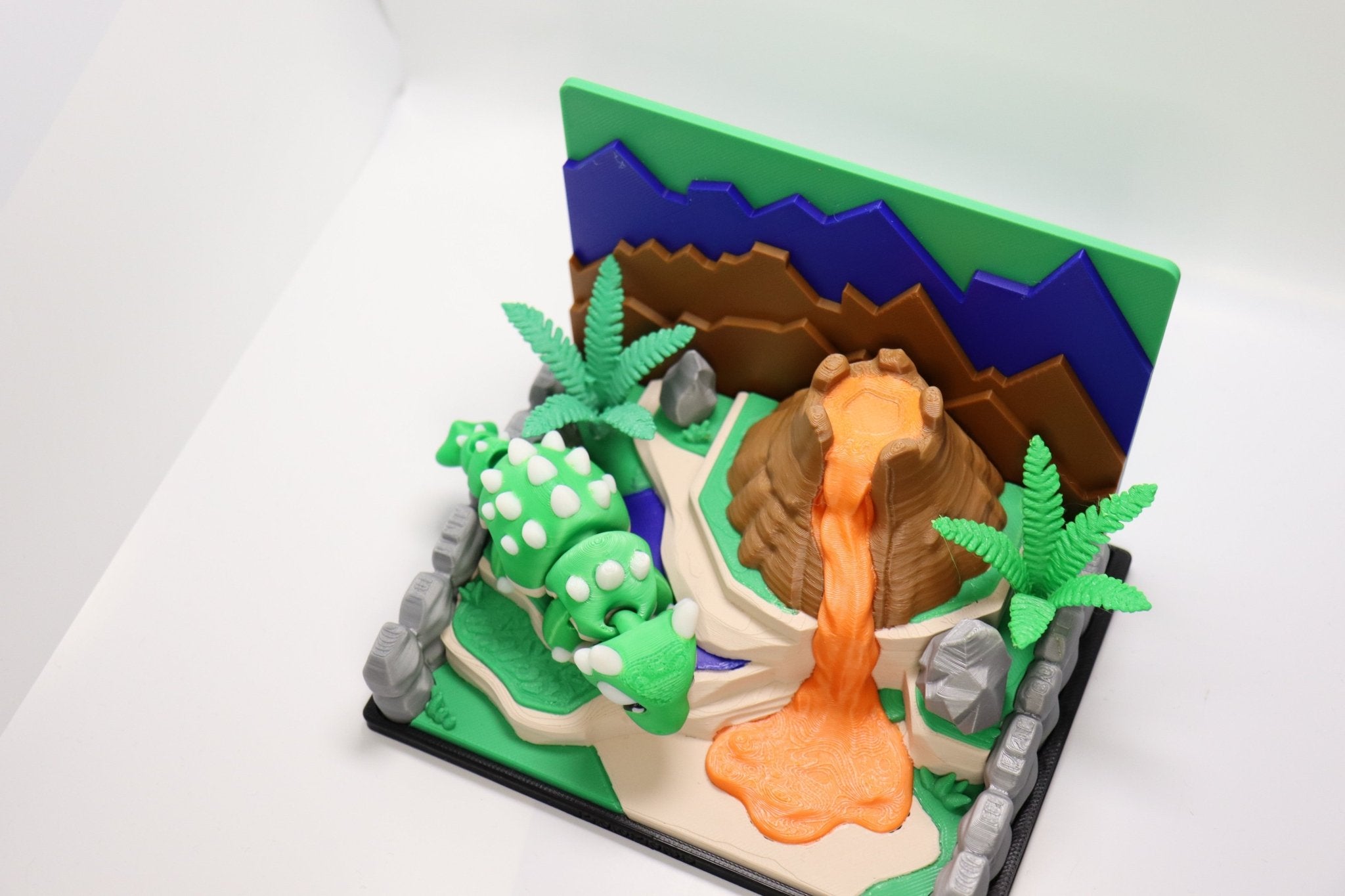 Dinosaurier Spielset mit Vulkan – 3D Druck Dino Spielwelt – Dino Figur wählbar – Swiss Made - Protoplot3D