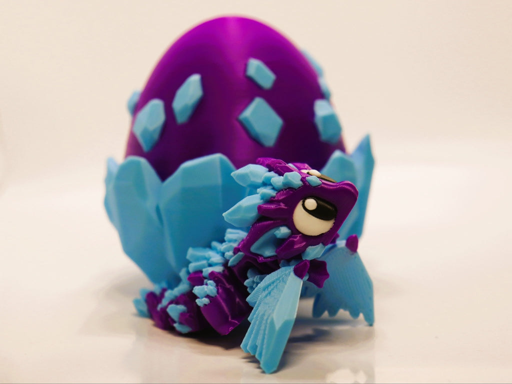 ProtoDrache Eisjuwel mit Ei – Beweglicher 3D Drache – Spielzeug – Swiss Made - Protoplot3D