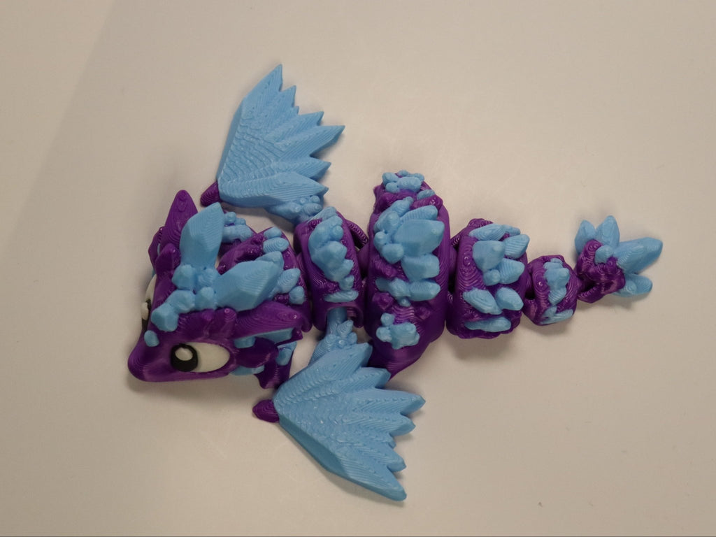 ProtoDrache Eisjuwel mit Ei – Beweglicher 3D Drache – Spielzeug – Swiss Made - Protoplot3D