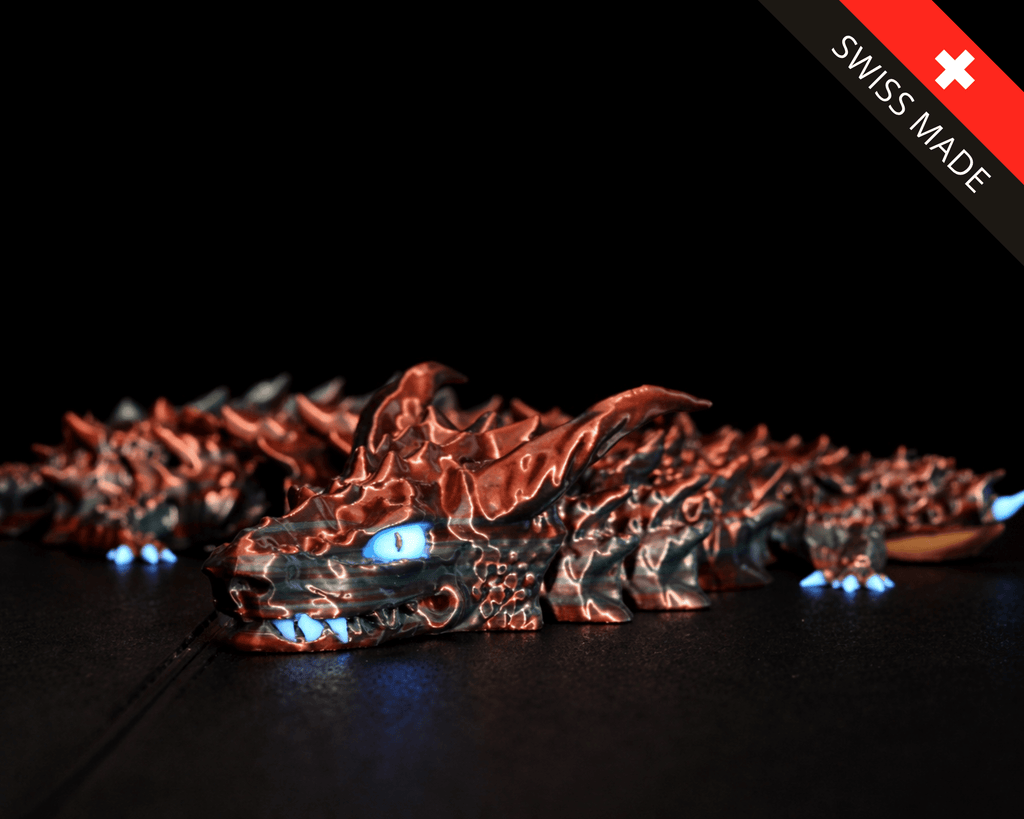 ProtoDrache MagmaNebel – 3D Druck Drache – beweglich – Lava Drache – 38 cm / 42 cm – Swiss Made - Protoplot3D