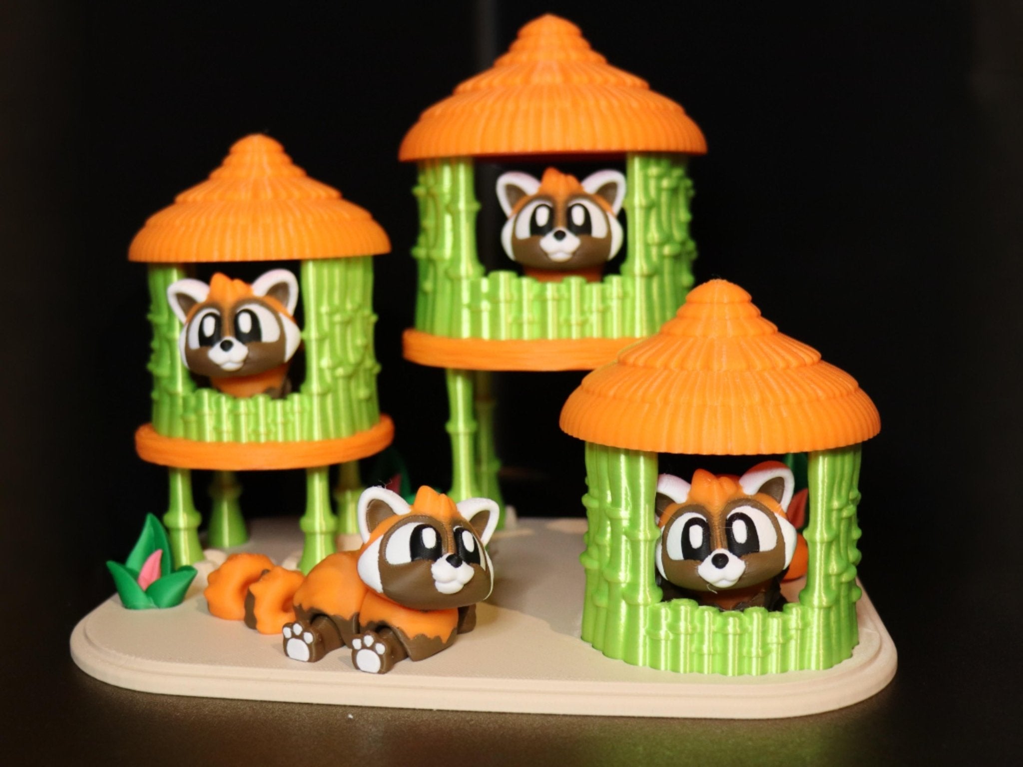 Set: Red Pandas with Bamboo Houses – Protoplot3D