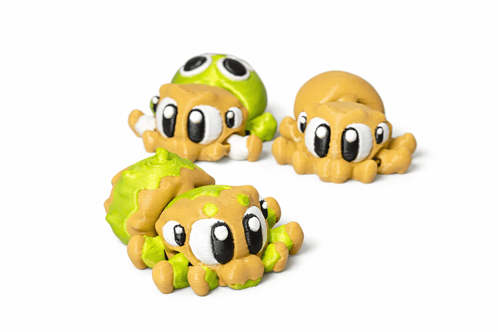 Spinnen Trio mit Höhle aus dem 3D - Druck – drei Spinnen und detailreiche Höhle für eine komplette Spielszene. - Protoplot3D